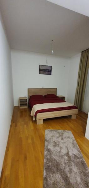 Emi Apartment